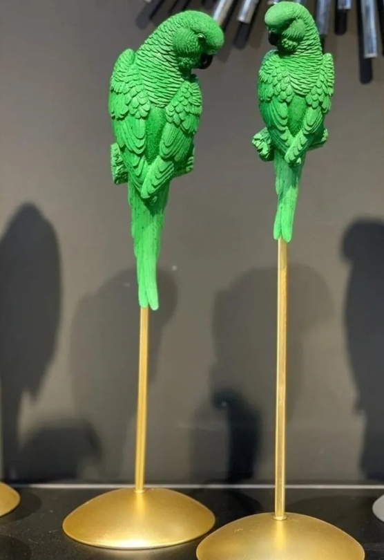 Parrot Statue Set, Tall Parrot Statues, Set of 2 Tall Parrots, Tropical Parrot Decor, Parrot Statues on Base, Tall Parrot Sculpture Set