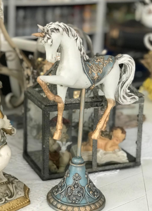 Unicorn Horse Statue, Vintage Style Horse Statue, Stylized Fantasy Horse Unicorn Statue, Unicorn Horse Sculpture, Classic Horse Sculpture