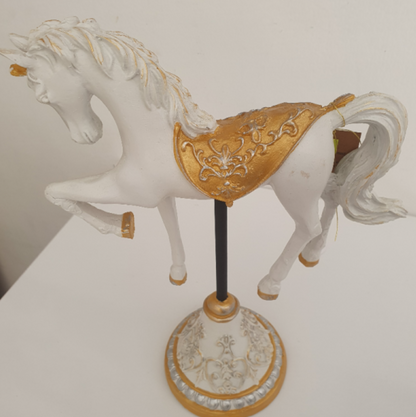 Unicorn Horse Statue, Vintage Style Horse Statue, Stylized Fantasy Horse Unicorn Statue, Unicorn Horse Sculpture, Classic Horse Sculpture