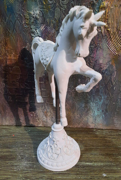 Unicorn Horse Statue, Vintage Style Horse Statue, Stylized Fantasy Horse Unicorn Statue, Unicorn Horse Sculpture, Classic Horse Sculpture