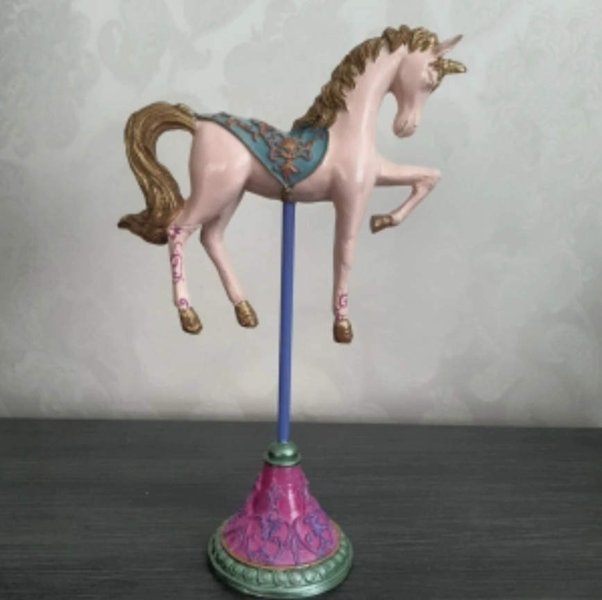 Unicorn Horse Statue, Vintage Style Horse Statue, Stylized Fantasy Horse Unicorn Statue, Unicorn Horse Sculpture, Classic Horse Sculpture