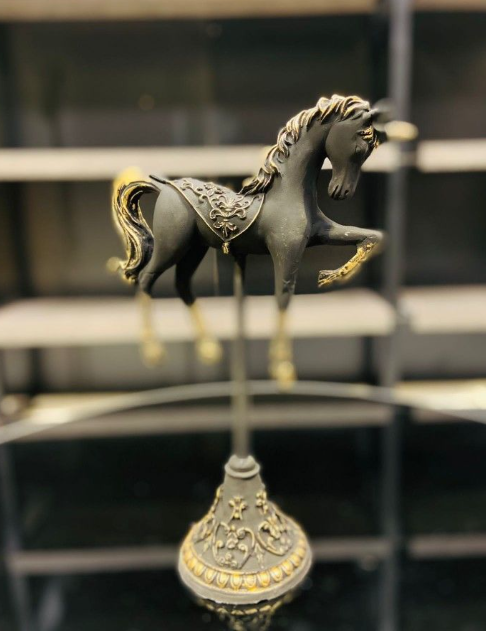 Unicorn Horse Statue, Vintage Style Horse Statue, Stylized Fantasy Horse Unicorn Statue, Unicorn Horse Sculpture, Classic Horse Sculpture