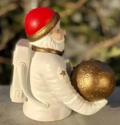 Handmade Astronaut Santa Claus Decor, Handmade Santa Claus Astronaut, Astronaut Santa Statue, Astronaut Santa Claus Decor, Santa Claus