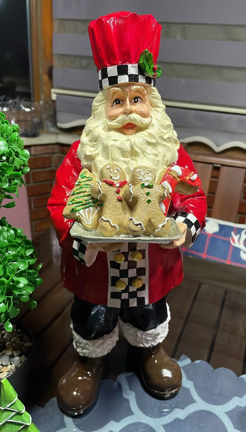Handmade Santa Holding Cookie Decor, Christmas Decoration, Chef Statue, Holiday Cookie Figurine