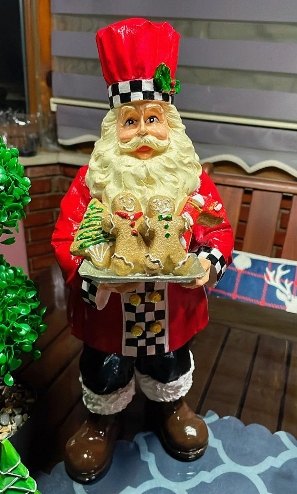 Handmade Santa Holding Cookie Decor, Christmas Decoration, Chef Statue, Holiday Cookie Figurine