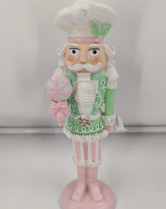 Handmade Soldier Pastry Maker Statue, Christmas Decor, Nutcracker Statue, Nutcracker Soldier Decor, Nutcracker Decor, Nutcracker Sculpture