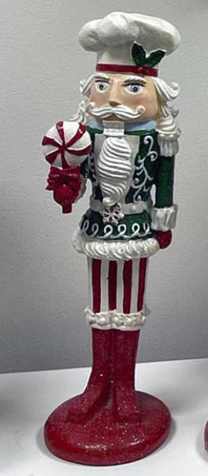 Handmade Soldier Pastry Maker Statue, Christmas Decor, Nutcracker Statue, Nutcracker Soldier Decor, Nutcracker Decor, Nutcracker Sculpture