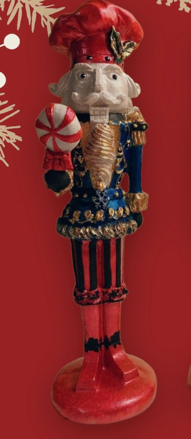 Handmade Soldier Pastry Maker Statue, Christmas Decor, Nutcracker Statue, Nutcracker Soldier Decor, Nutcracker Decor, Nutcracker Sculpture