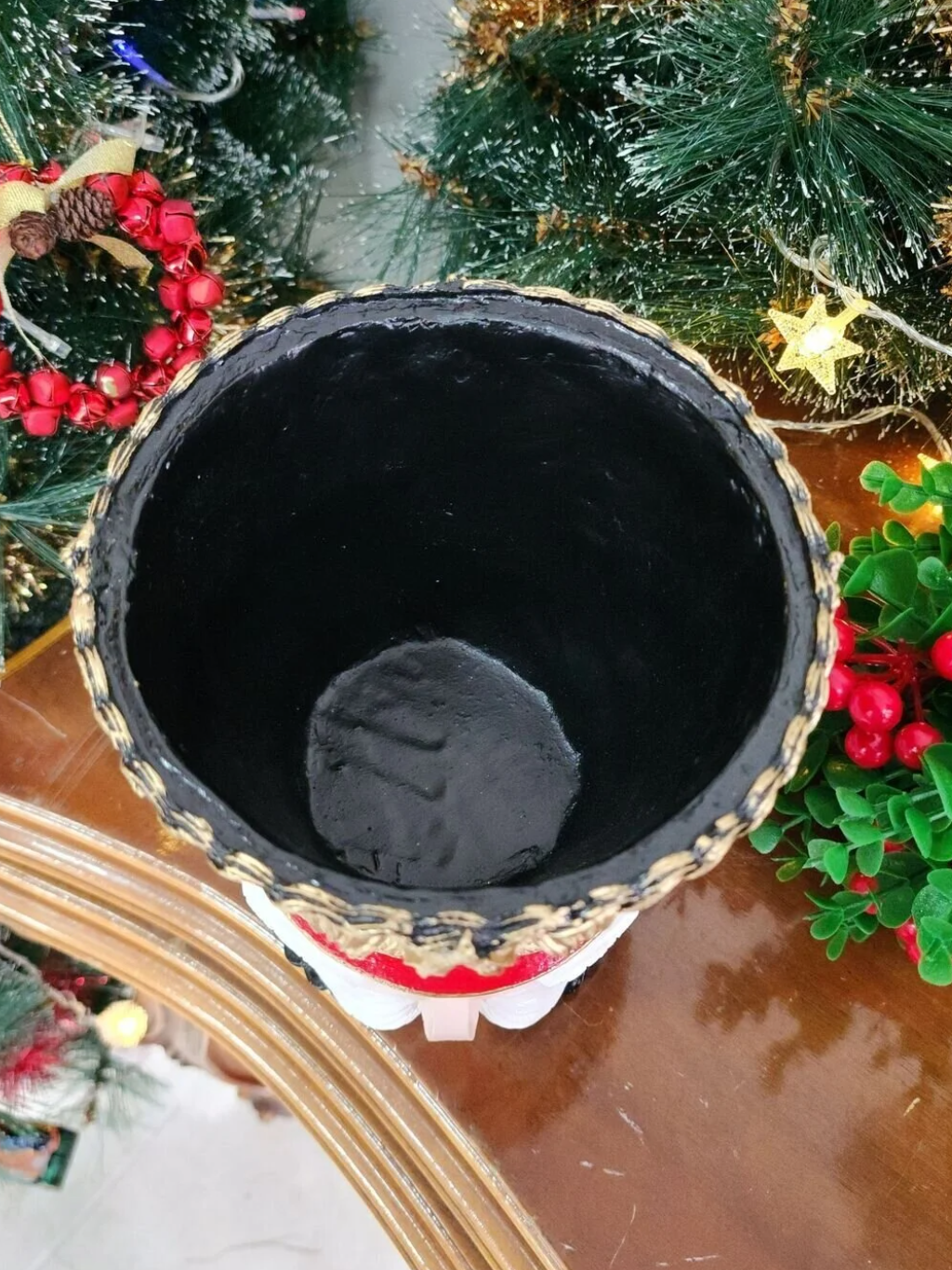 Christmas Nutcracker Pot Vase, Nutcracker Vase Planter, Nutcracker Planter, Nutcracker Vase, Holiday Nutcracker Pot Vase
