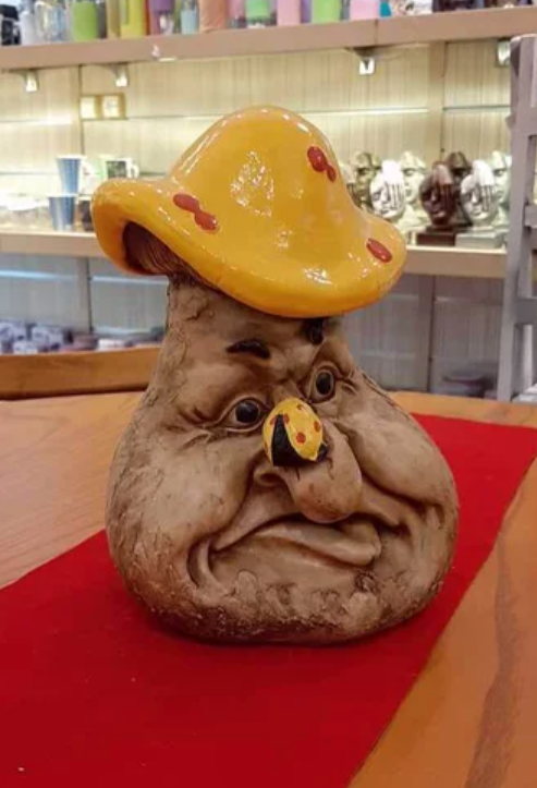 Angry Face Mushroom Statue, Unique Angry Mushroom Garden Statue, Mushroom Gnome Angry Face Statue, Handcrafted Grumpy Mushroom Statue