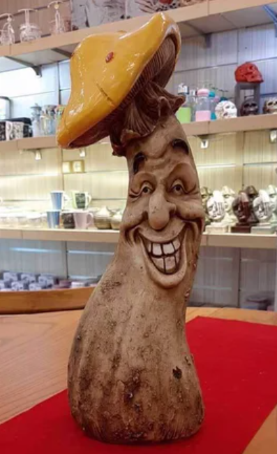 Funny Smiling Mushroom Statue, Mushroom Figurine with Big Smile, Polyester Smiling Mushroom Statue, Large Smiling Mushroom Sculpture