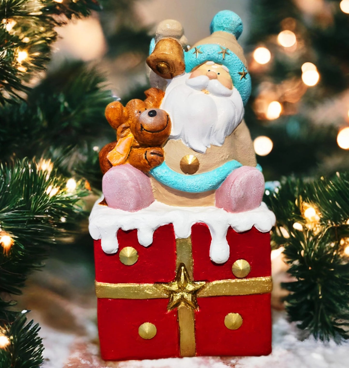 Handmade Santa Claus Decor, Christmas Figurine, Handmade Santa Statue, Handmade Santa Claus Sculpture, Handmade Santa Gift Box Decor