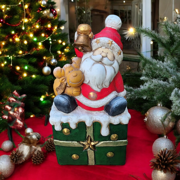 Handmade Santa Claus Decor, Christmas Figurine, Handmade Santa Statue, Handmade Santa Claus Sculpture, Handmade Santa Gift Box Decor