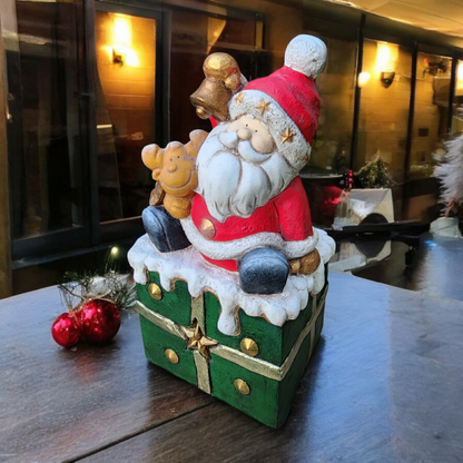 Handmade Santa Claus Decor, Christmas Figurine, Handmade Santa Statue, Handmade Santa Claus Sculpture, Handmade Santa Gift Box Decor