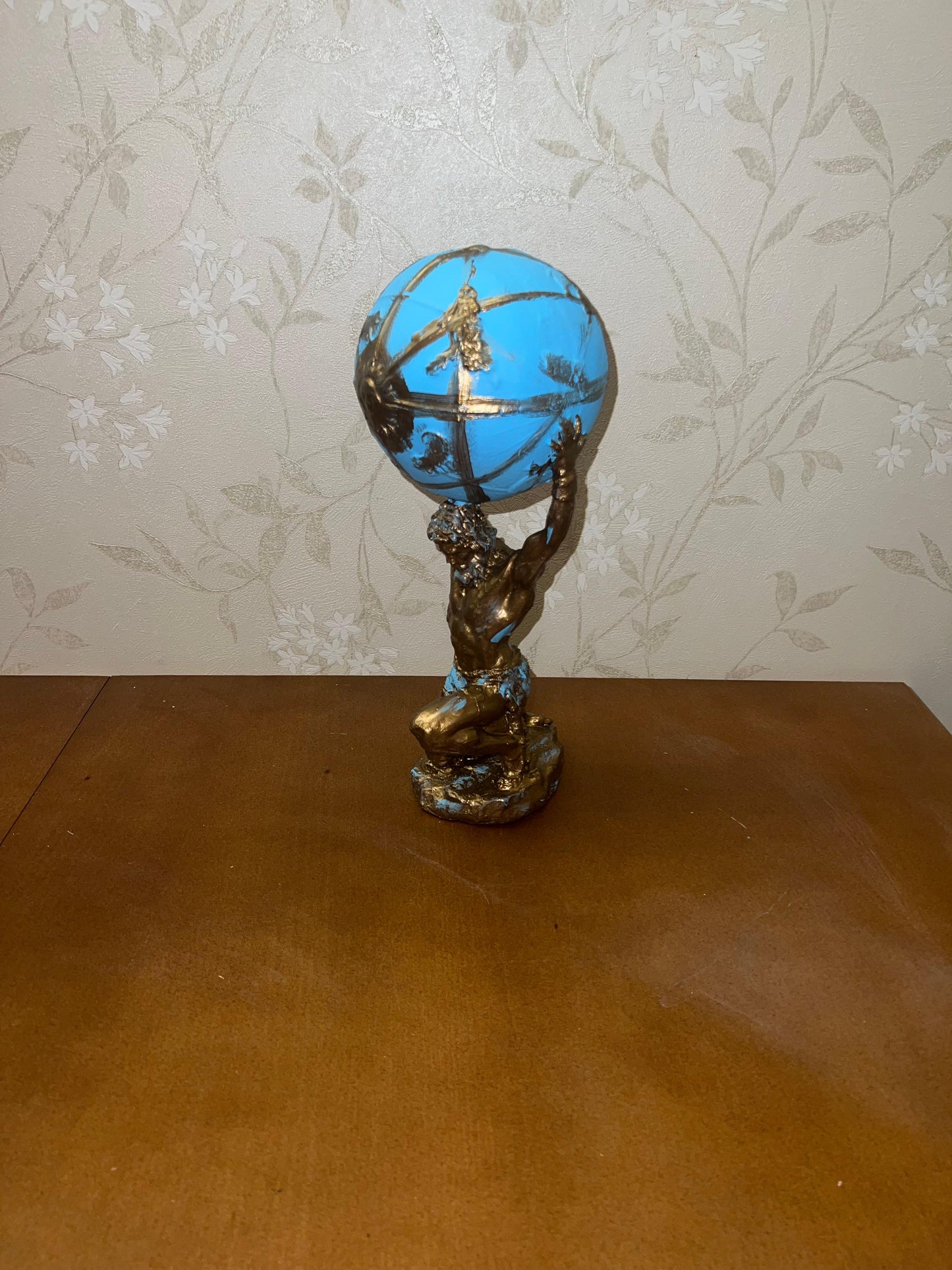 Atlas hält die Globus-Statue, Atlas-Figur, griechische Mythologie-Dekor, Atlas-Skulptur, Mythologie-Kunst-Dekor, Mythologie-Statue, Atlas-Büste-Dekor, Atlas-Statue