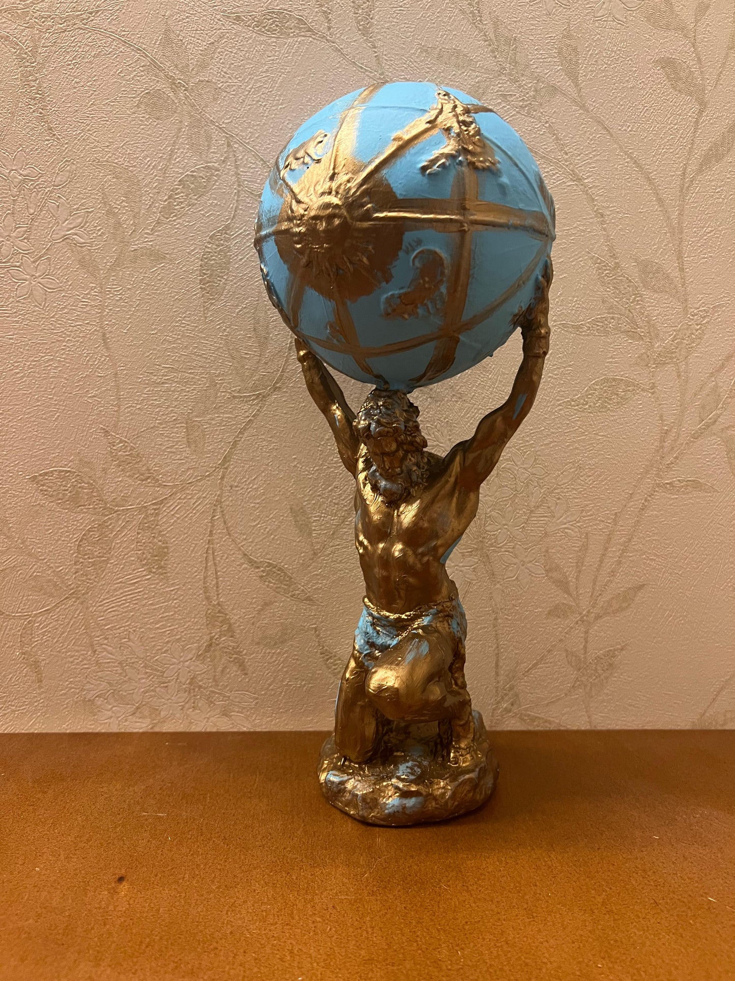 Atlas hält die Globus-Statue, Atlas-Figur, griechische Mythologie-Dekor, Atlas-Skulptur, Mythologie-Kunst-Dekor, Mythologie-Statue, Atlas-Büste-Dekor, Atlas-Statue