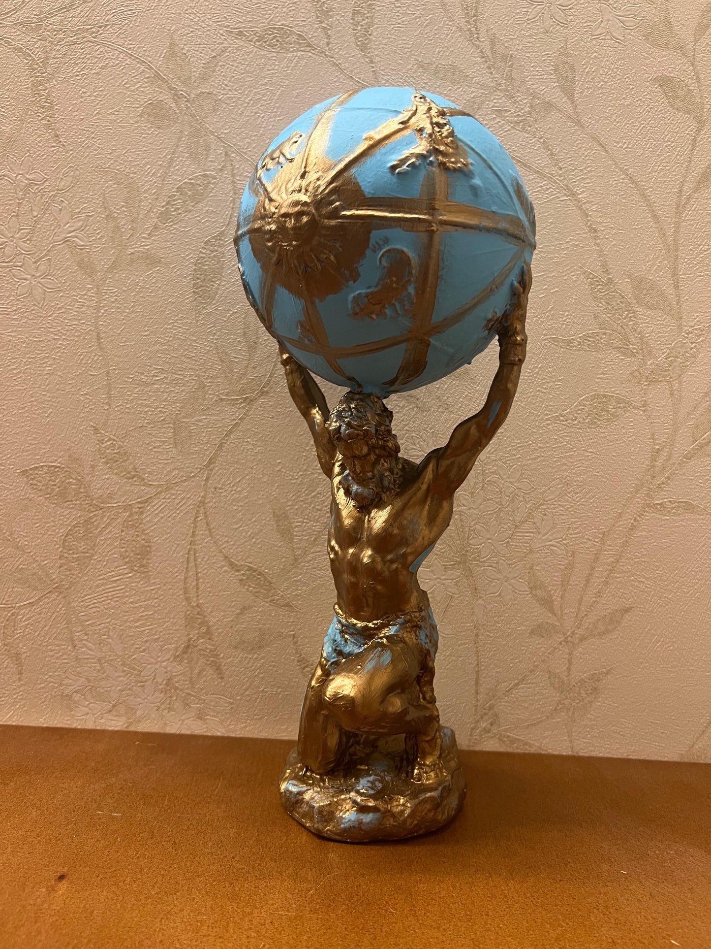 Atlas hält die Globus-Statue, Atlas-Figur, griechische Mythologie-Dekor, Atlas-Skulptur, Mythologie-Kunst-Dekor, Mythologie-Statue, Atlas-Büste-Dekor, Atlas-Statue