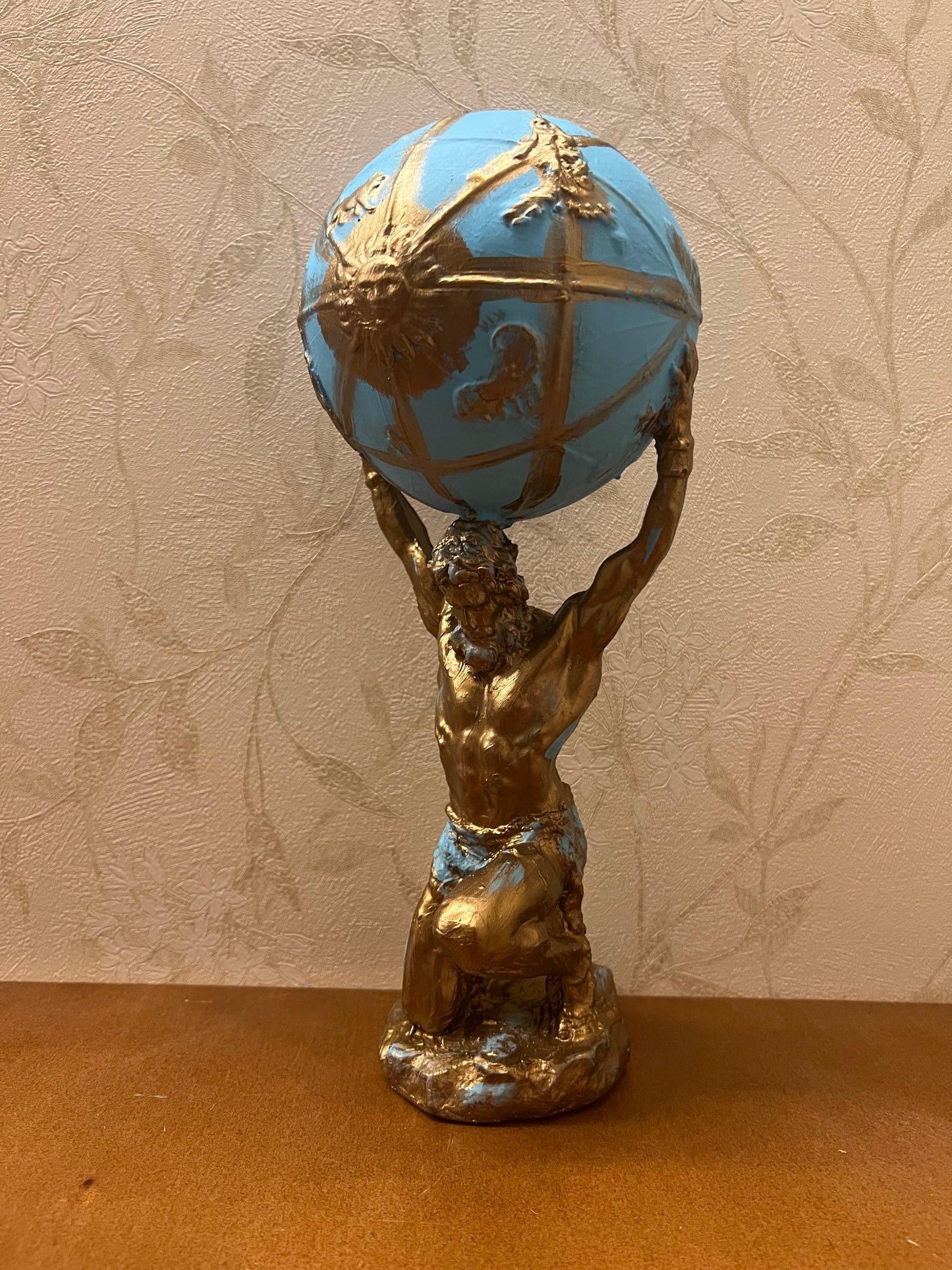 Atlas hält die Globus-Statue, Atlas-Figur, griechische Mythologie-Dekor, Atlas-Skulptur, Mythologie-Kunst-Dekor, Mythologie-Statue, Atlas-Büste-Dekor, Atlas-Statue