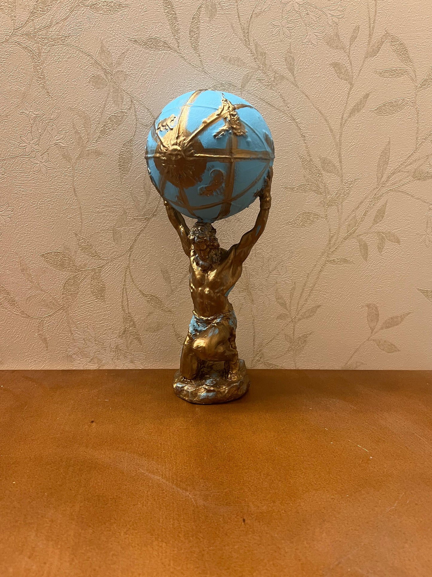 Atlas hält die Globus-Statue, Atlas-Figur, griechische Mythologie-Dekor, Atlas-Skulptur, Mythologie-Kunst-Dekor, Mythologie-Statue, Atlas-Büste-Dekor, Atlas-Statue