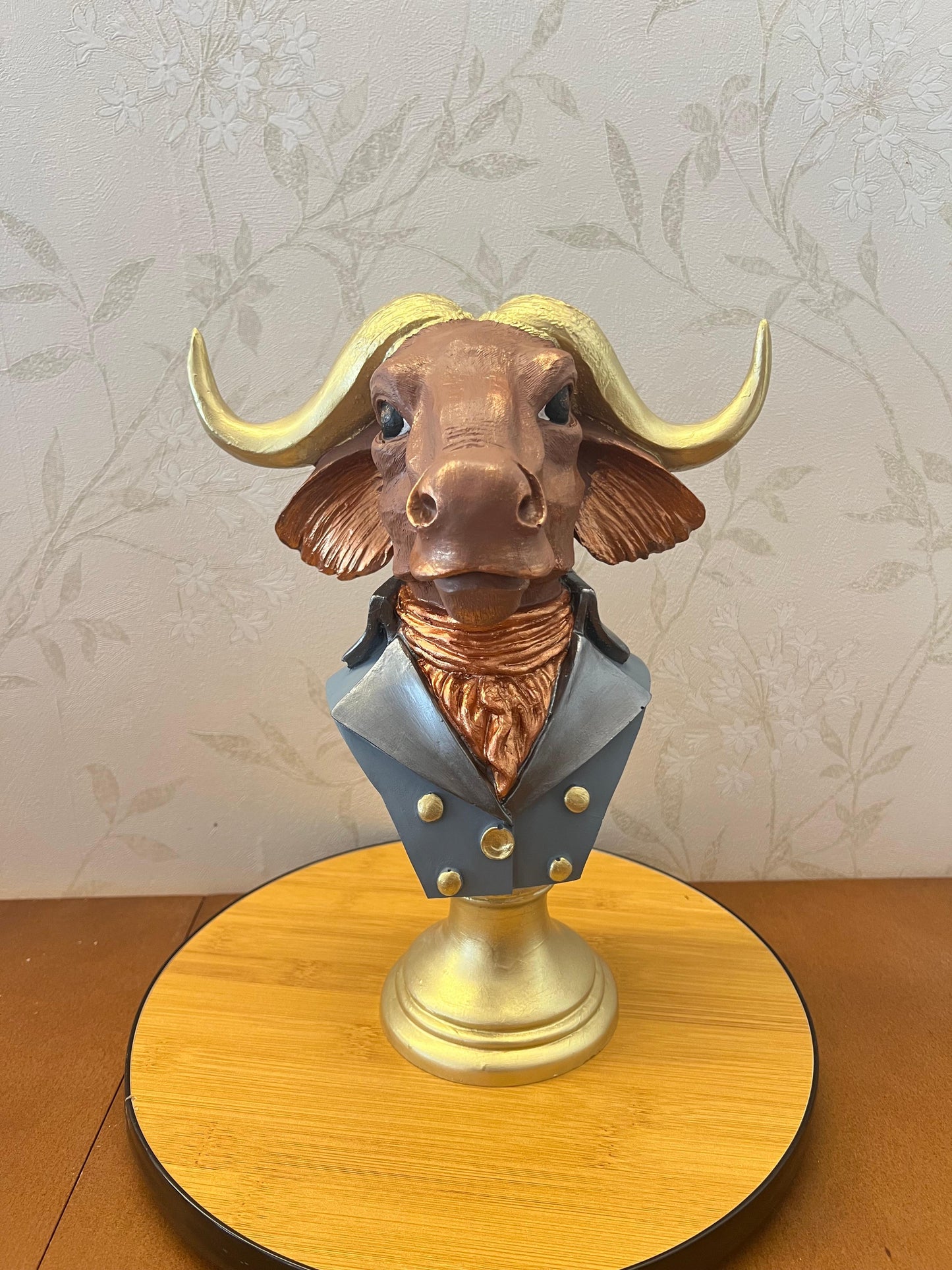 Buffalo Man Statue, Handmade Buffalo Sculpture, Buffalo Head Statue, Elegant Buffalo Head Sculpture, Buffalo Sculpture, Buffalo Man Decor, Buffalo Head Statue, Buffalo Head Sculpture