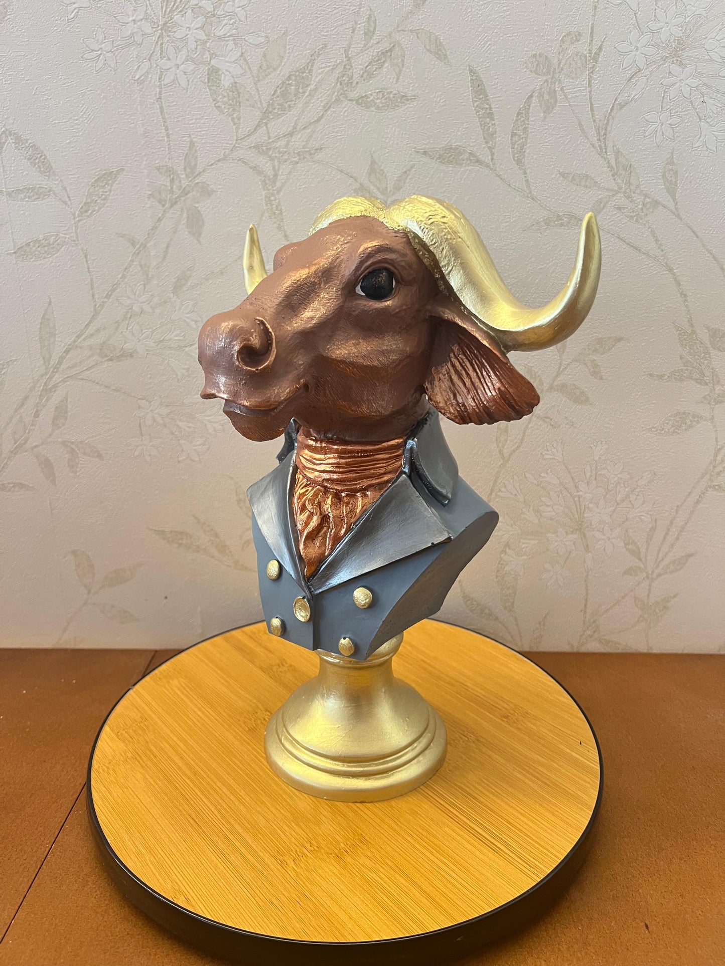 Buffalo Man Statue, Handmade Buffalo Sculpture, Buffalo Head Statue, Elegant Buffalo Head Sculpture, Buffalo Sculpture, Buffalo Man Decor, Buffalo Head Statue, Buffalo Head Sculpture