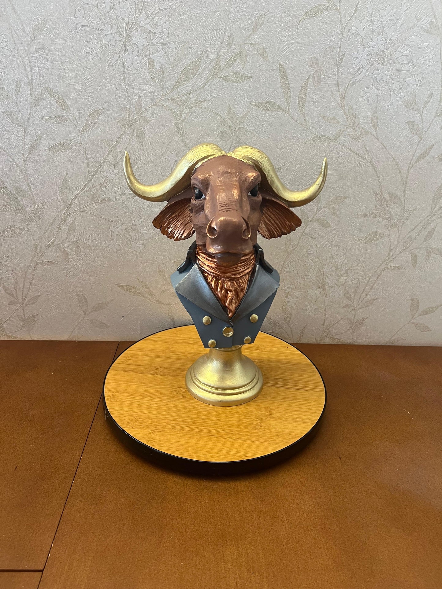 Buffalo Man Statue, Handmade Buffalo Sculpture, Buffalo Head Statue, Elegant Buffalo Head Sculpture, Buffalo Sculpture, Buffalo Man Decor, Buffalo Head Statue, Buffalo Head Sculpture