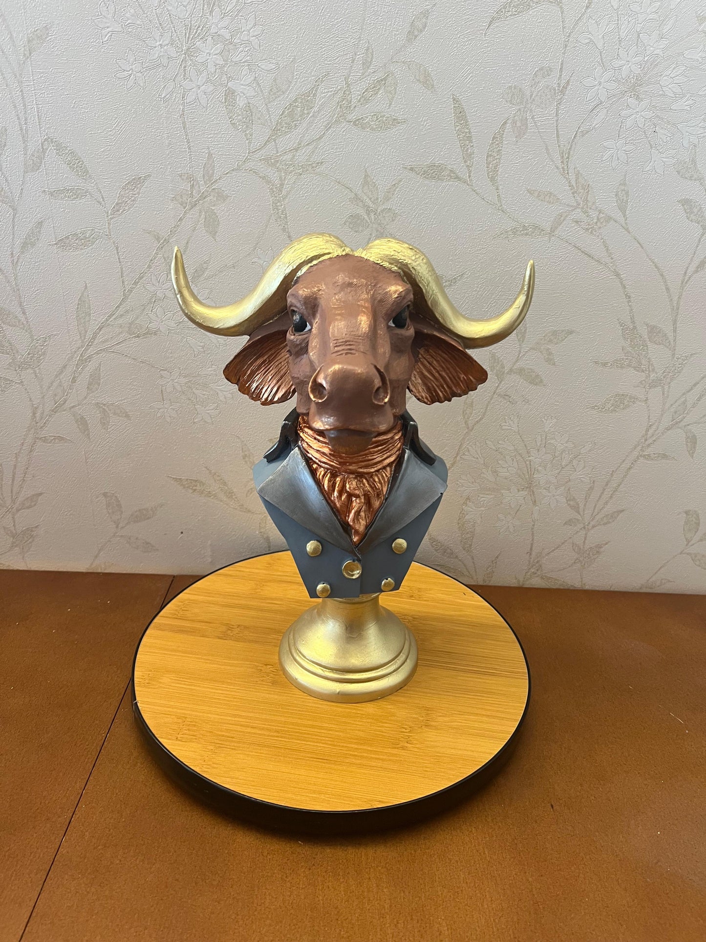 Buffalo Man Statue, Handmade Buffalo Sculpture, Buffalo Head Statue, Elegant Buffalo Head Sculpture, Buffalo Sculpture, Buffalo Man Decor, Buffalo Head Statue, Buffalo Head Sculpture