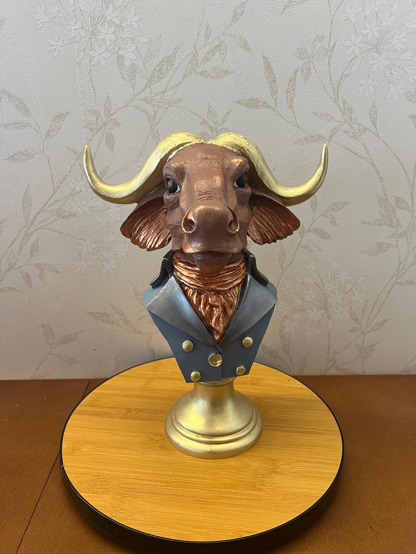 Buffalo Man Statue, Handmade Buffalo Sculpture, Buffalo Head Statue, Elegant Buffalo Head Sculpture, Buffalo Sculpture, Buffalo Man Decor, Buffalo Head Statue, Buffalo Head Sculpture