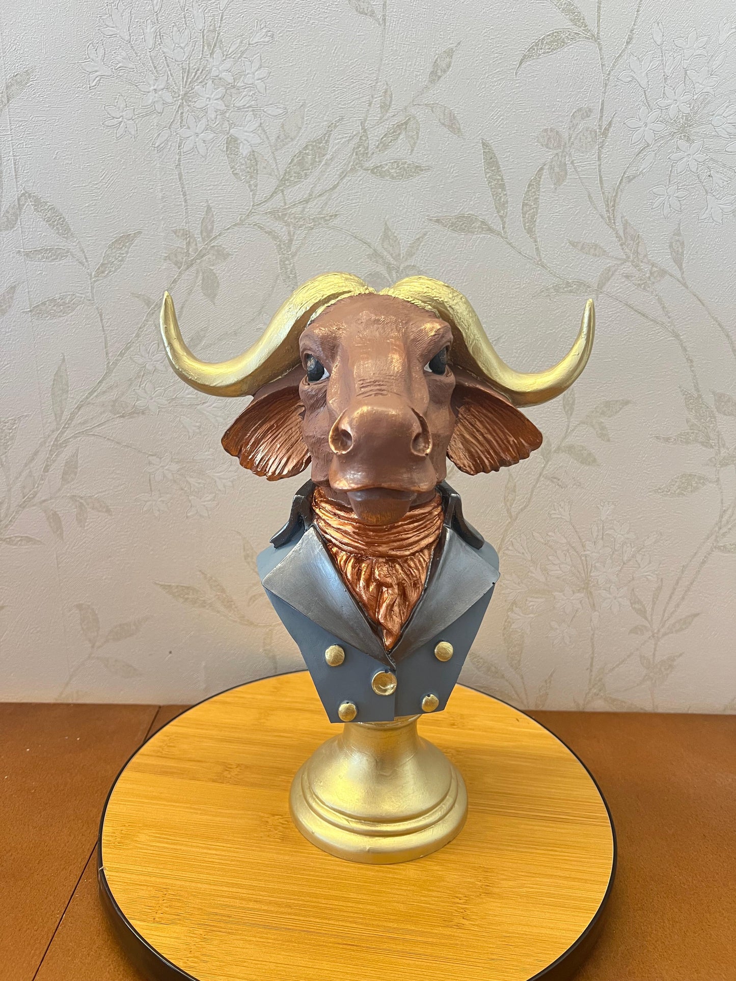 Buffalo Man Statue, Handmade Buffalo Sculpture, Buffalo Head Statue, Elegant Buffalo Head Sculpture, Buffalo Sculpture, Buffalo Man Decor, Buffalo Head Statue, Buffalo Head Sculpture