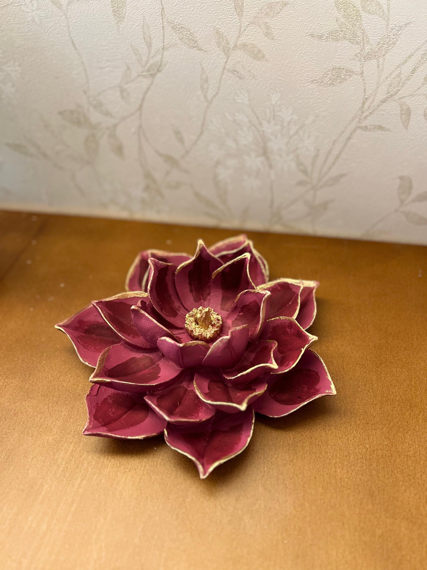 Scultura di loto, Decorazione di fiori di loto, Decorazione floreale per la casa, Scultura di fiori di loto, Statua di fiori di loto, Statua di loto, Statuina di fiori di loto, Oggetti di fiori di loto
