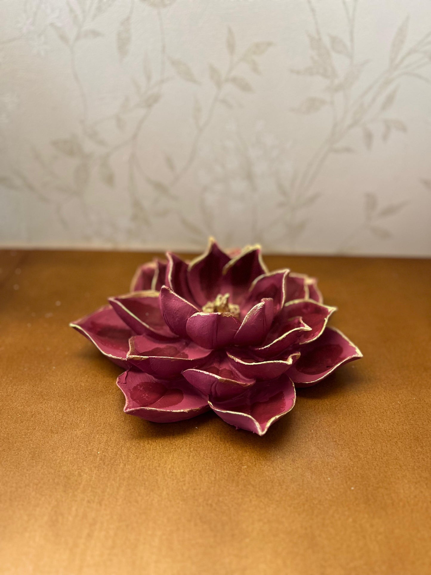 Scultura di loto, Decorazione di fiori di loto, Decorazione floreale per la casa, Scultura di fiori di loto, Statua di fiori di loto, Statua di loto, Statuina di fiori di loto, Oggetti di fiori di loto