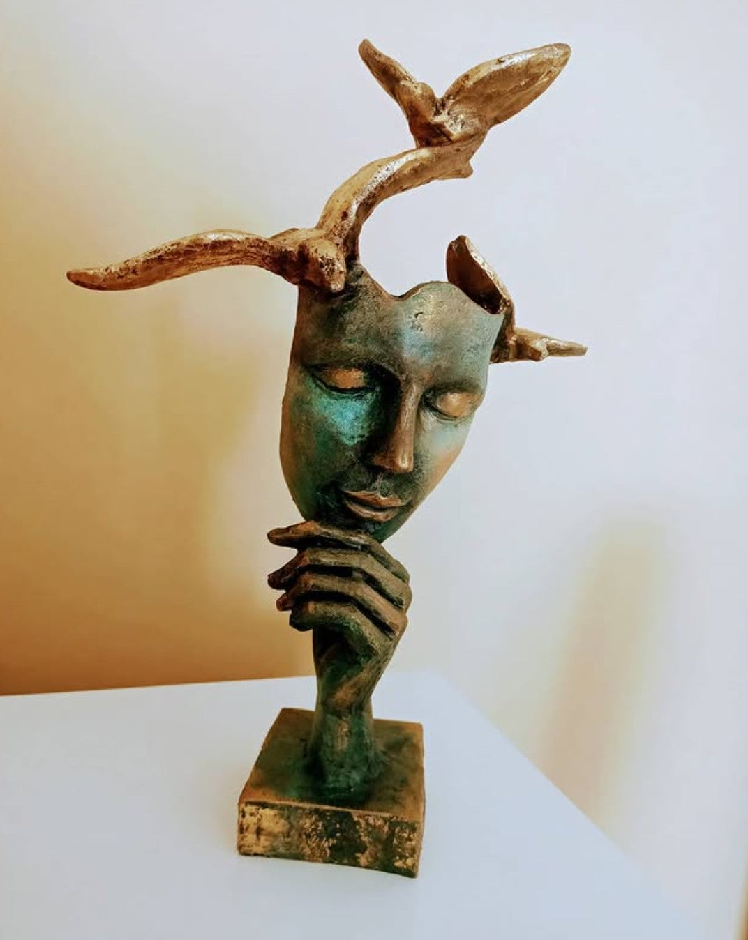 Abstract Face Decor, Abstract Face Art Decor, Modern Abstract Face Statue, Abstract Face Sculpture, Elegant Abstract Face Sculpture
