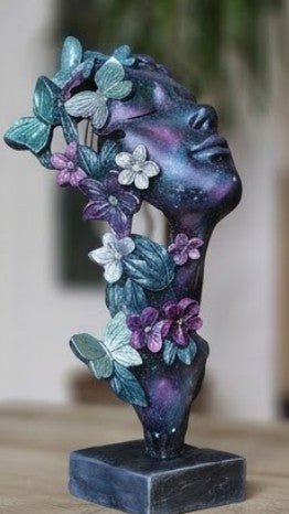 Künstlerisches Mädchengesicht mit Blumen Skulptur, Florales Gesicht Kunst Dekor, Feminines abstraktes Dekor, Gesicht mit Schmetterlingen Skulptur, Schmetterlinge Dekor, Schmetterlinge Statue