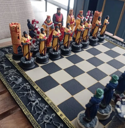 Historical Chess Set with Decorative Board, Medieval Chess Set with Detailed Warrior Pieces, Antique Look Chess Set with Medieval Figures