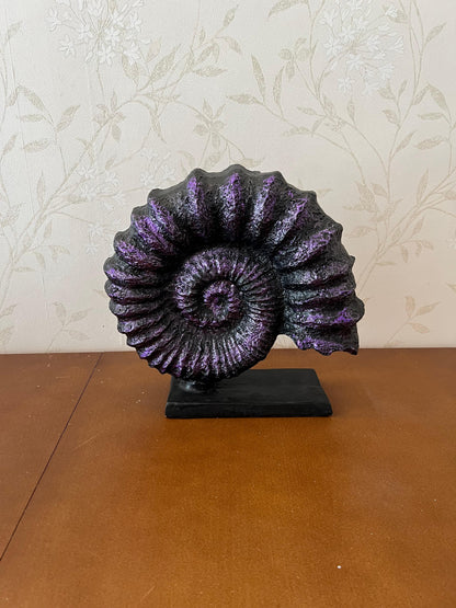 Seashell Sculpture, Fossil Shell Statue, Shell Art Decor, Oceanic Home Decor, Ocean Inspired Sculpture, Seashell Figurine, Ocean Sculpture,Nautilus Shell Decor