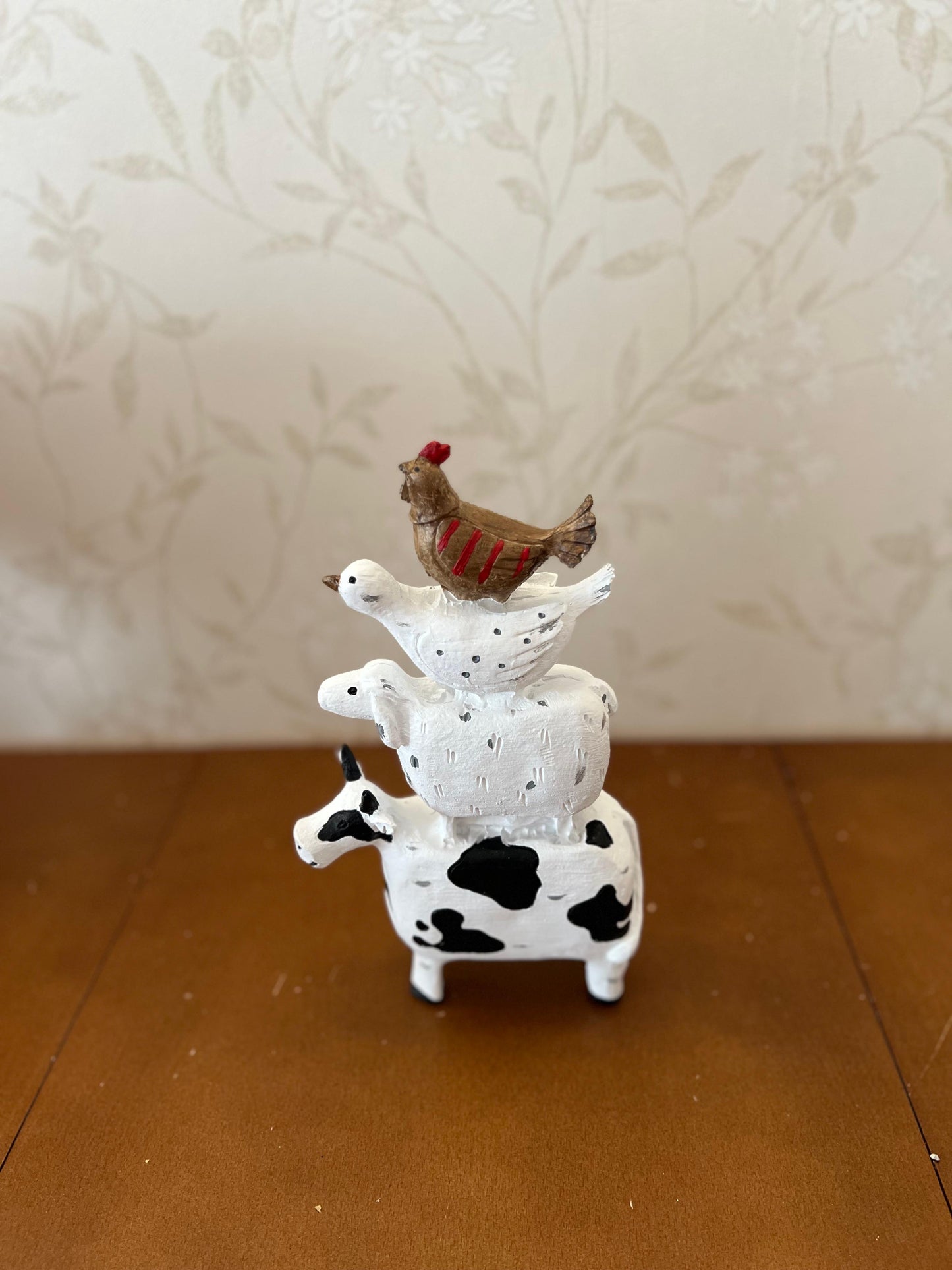 Farm Animals Stacked Statue, Colorful Stacked Farm Animal Statue, Farmhouse Style Stacked Animal Sculpture, Farm Animal Tower Figurine