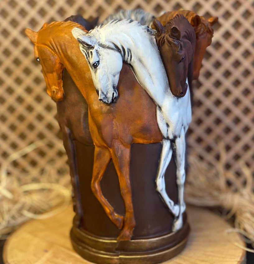 Horse Themed Vase, Gift For Horse Lovers, Decorative Vase With Horses, Horse Motif Decor, Horse Flowerpot, Horse Statue Vase, Horse Vase