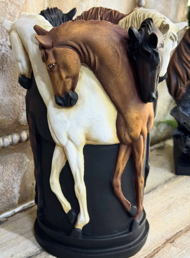 Horse Themed Vase, Gift For Horse Lovers, Decorative Vase With Horses, Horse Motif Decor, Horse Flowerpot, Horse Statue Vase, Horse Vase