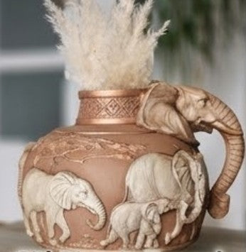 Elefantenvase, handgefertigtes Safari-Dekor, Wildlife Art Decor, Elefanten-Henkelvase, exotisches Wohndekor, Elefantenvase-Dekor, afrikanische Vase, Wildlife Vase