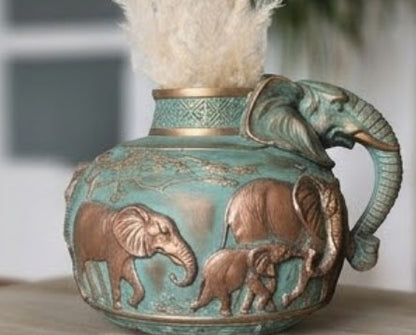 Elefantenvase, handgefertigtes Safari-Dekor, Wildlife Art Decor, Elefanten-Henkelvase, exotisches Wohndekor, Elefantenvase-Dekor, afrikanische Vase, Wildlife Vase