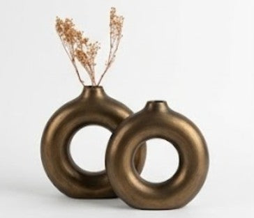 Kreisförmige Keramikvase Set-2, Minimalistische runde Hohlvase, handgefertigte Keramikvase, Wohndekor-Accessoires, Pampas-Blumenvasen, Blumenvase, Kreisvase, handgefertigte Vase
