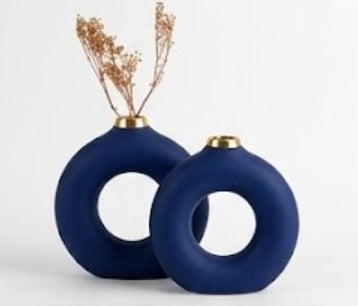 Kreisförmige Keramikvase Set-2, Minimalistische runde Hohlvase, handgefertigte Keramikvase, Wohndekor-Accessoires, Pampas-Blumenvasen, Blumenvase, Kreisvase, handgefertigte Vase