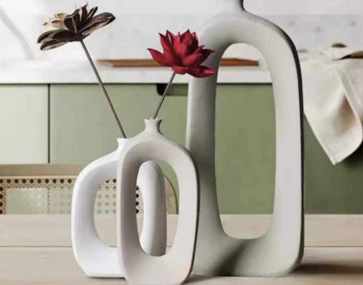 Set di vasi astratti in ceramica moderna, centrotavola cavi scultorei, vaso in ceramica astratto, trio di vasi moderni, vaso cavo moderno, vaso cavo, decorazione con vaso cavo 