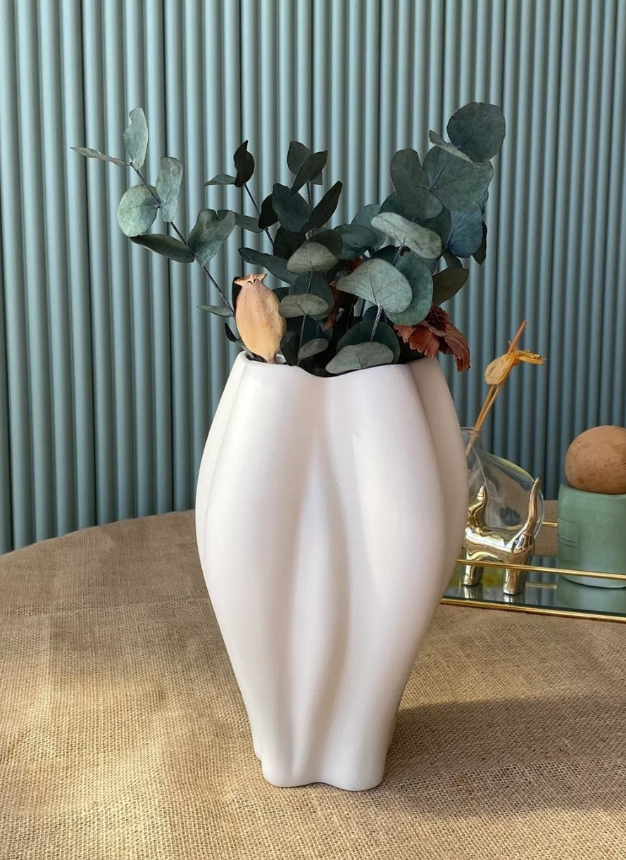 Curved Ceramic Vase, Decorative Tabletop Vase, Abstract Scandinavian Vase, Modern Minimalist Vase, Tabletop Vase, Ceramic Vase, Curved Vase, Minimalist Vase, Flower Vase