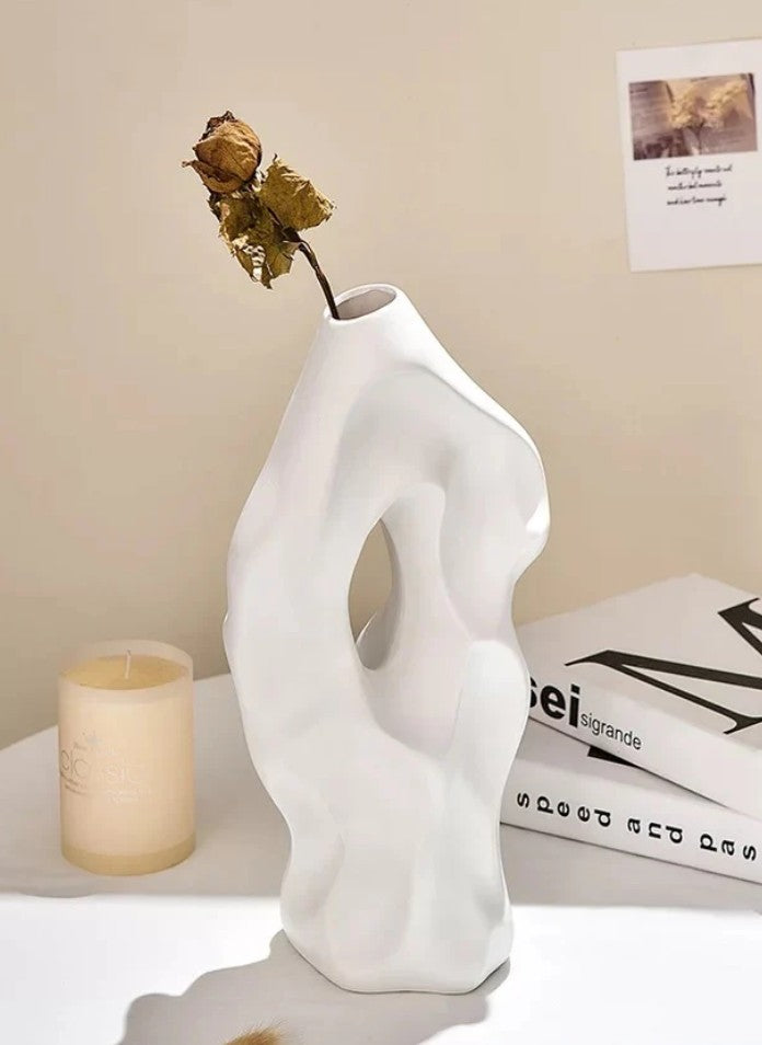 Abstract Vase, Modern Black Sculptural Vase, Minimalist Artistic Home Accent, Flower Pot
