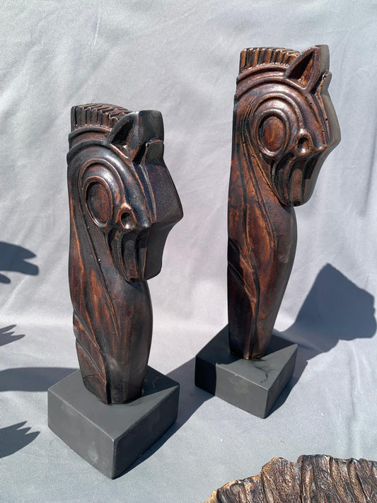 Trojan Horse Figurines for Shelf Decor, Rustic Trojan Horse Sculpture Set, Polyester Trojan Horse Sculpture, Trojan Horse Decorative Statues