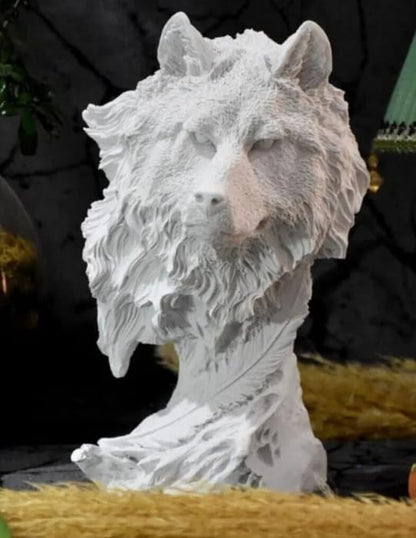 Wolf Head Sculpture, Wolf Lover Gift, Rustic Wolf Home Decor, Wolf Bust, Wildlife Lover Gift, Polyester Wolf Statue, Gothic Wolf Figurine, Wolf Head Statue, Wolf Head Decor