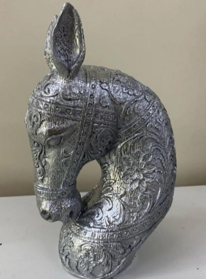 Ornate Horse Head Sculpture, Elegant Horse Figurine, Decorative Horse Head, Polyester Horse Decor, Horse Lover Gift, Modern Horse Bust, Horse Head Decor, Horse Head Statue