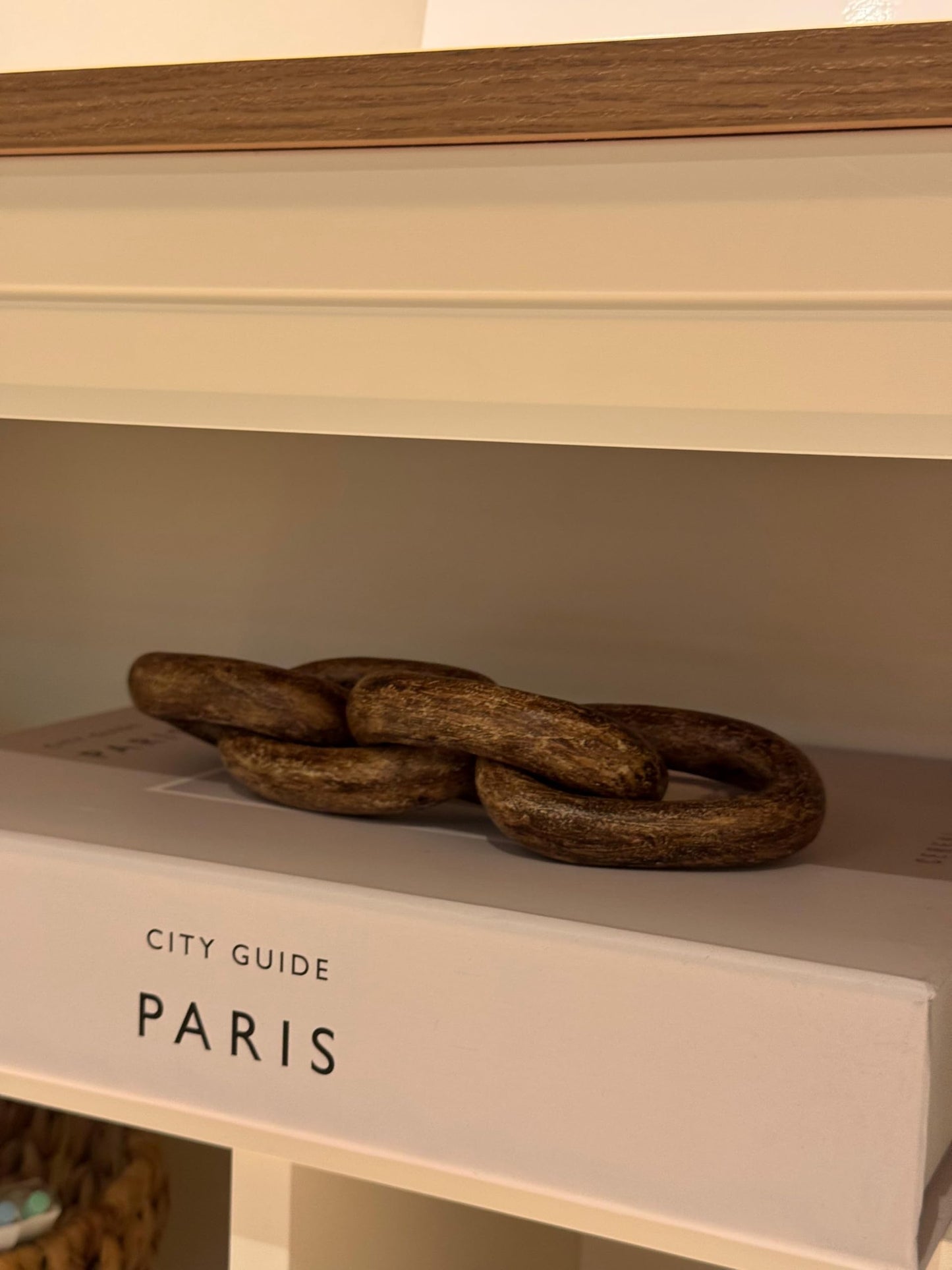 Modernes Keramik-Kettendekor für Zuhause, Keramik-Kettendekor, Keramik-Kettendekor, Keramik-Kettendekor, Wohnzimmer-Kettendekor, Kettenskulptur, Kettenstatue