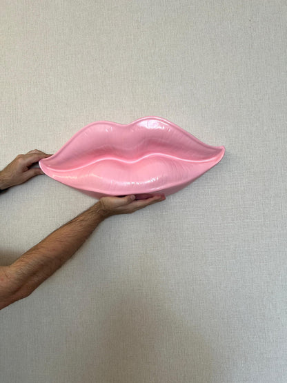 3D Large Lips Sculpture for Wall Decor, Kiss-shaped Wall Art, Modern Lips Wall Art, Lips Wall Decor, Kiss Wall Decor, 3D Large Lips Wall Decor,